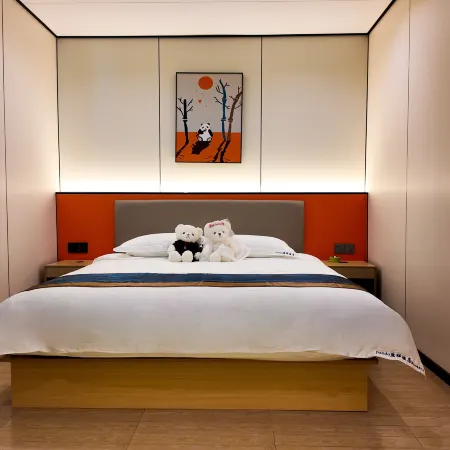 Panda Hotel (Haikou Meilan Airport Branch)