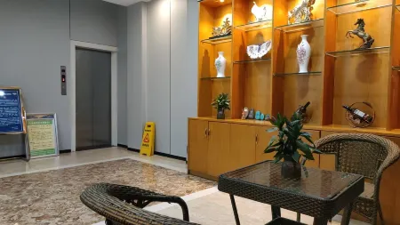 Ziyuan Yijia Hotel Отели в г. Цзиюань