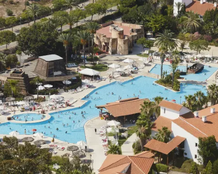 PortAventura Hotel El Paso - Incluye acceso ilimitado a PortAventura Park & 1 acceso a Ferrari Land Hoteles en Salou