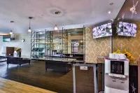 Q Collection @ Macalister