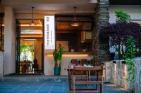 Yutian · Linhai Hetang Vacation Apartment (Dali Erhai Park High Speed Railway Station)