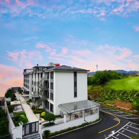 Cheerful Hotel(Hengdian World Studios branch)