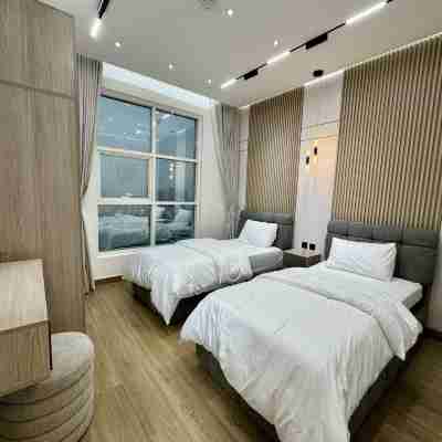 Brand New -Very Luxurious, 2 Bedrooms Apartment Rooms
