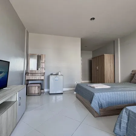 Emerald Hotel