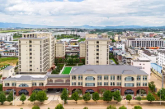 MiLe Dongfeng Artistic Inn.