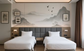 Gelan Manlv Hotel (Nanchang Honggutan Wanda Cuiyuan Road Subway Station)