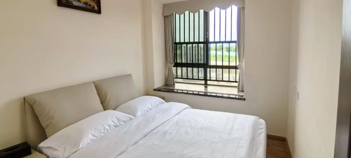 Maoming Seaside Pineapple Honey B&B (Binhai Tourism Highway) Hotels in Maoming