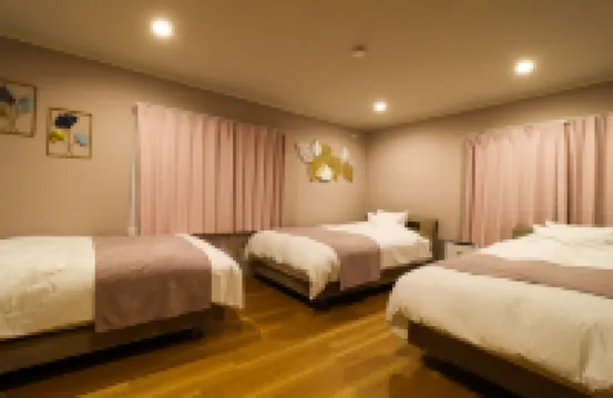 Yufuin / Lake Kinrin Onsen -HIBIKI-