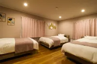 Yufuin / Lake Kinrin Onsen -HIBIKI-