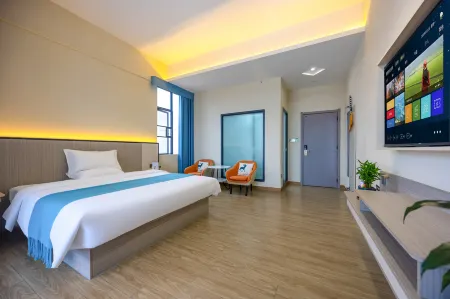 Luoding City Story Hotel