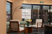 Tanyi Hotel (Xiamen Zhongshan Road Pedestrian Street Ferry Terminal)