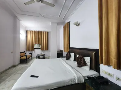 โรงแรม แกรนด์ เซ็นทรัล ใกล้ เมโทร คารอลบากห์ โรงแรมใกล้ถนนช้อปปิ้ง Karol Bagh