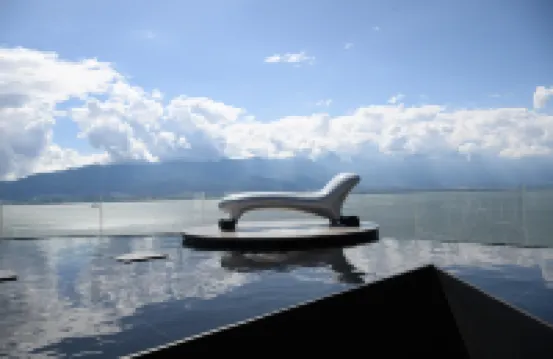 拾光嶼岸·Holiday Villa 海景度假民宿（大理機場洱海店）