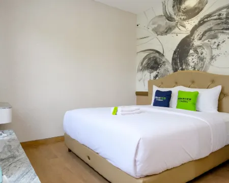 Urbanview Kencana Residence near Pakuwon Mall Surabaya Hotels in Sambikerep