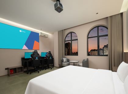 愛電競酒店（建水古城紫陶街店）