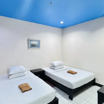 Boracay Travelodge Beach Resort