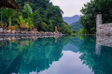 Ba Be Jungle Houses Отели в г. Nam Mau