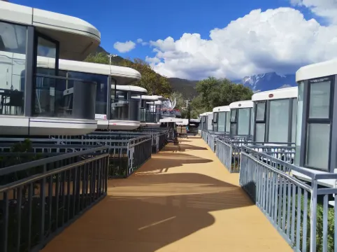 Sansheng Sanshi Capsule Hotel Mingyuan (Suosong Village)