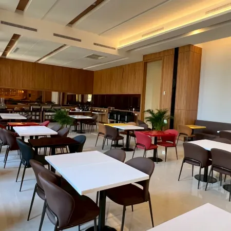 Mille Rich Hotel Отели рядом с достопримечательностью «Чистые фермы»