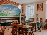 Gardiner House Hostel - breakfast