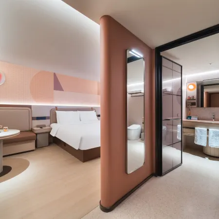 Orange Hotel (Fuzhou South Railway Station Square Branch) Отели рядом с достопримечательностью «Вокзал Фучжоу»