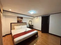 D' Leonor Hotel - سبا