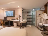 Button Hotel Hotel in zona Mercato del Pesce di Shindonga