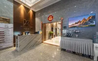 Carl Jinjie E-sports Hotel (Zhanjiang North Station Dingsheng Plaza Branch)
