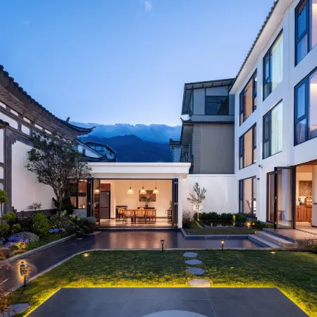 Dali Anyu Hidden Villa Designer Vacation Homestay (Dali Ancient City March Street Branch)