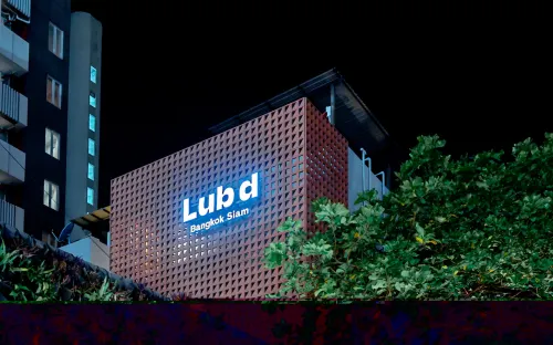 Lub d Bangkok Siam – New Look, Across from MBK & Skytrain Access