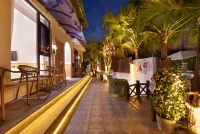 Kunming Cloudscape Courtyard (Dianchi Haigeng Dam Branch) Hotels in Dianchi Lake Scenic Area/ Sunac World