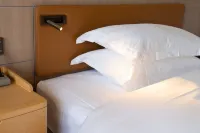 Longyou Longtian Xinxiang Resort Hotel