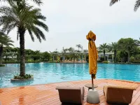 Jakarta . Shengshi. Gold Coast PIK Seaview Apartment - Ocean View