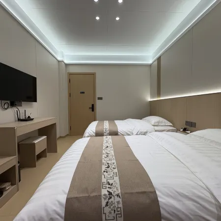 Fengrui Homestay (Taining Station)