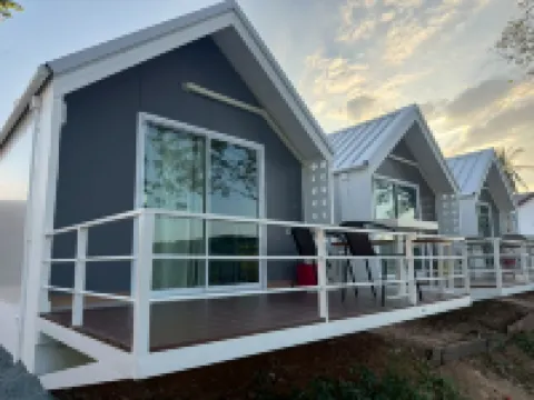 ริมน้ำโอโซน โฮมสเตย์ โรงแรมในอุตรดิตถ์