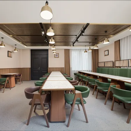 James Joyce Coffetel Hotel (Beijing Renmin University Suzhou Bridge Subway Station) Отели рядом с достопримечательностью «Хайдянь»