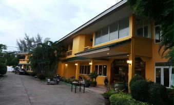 Bacchus Home Resort