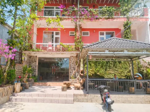 Trang Non House