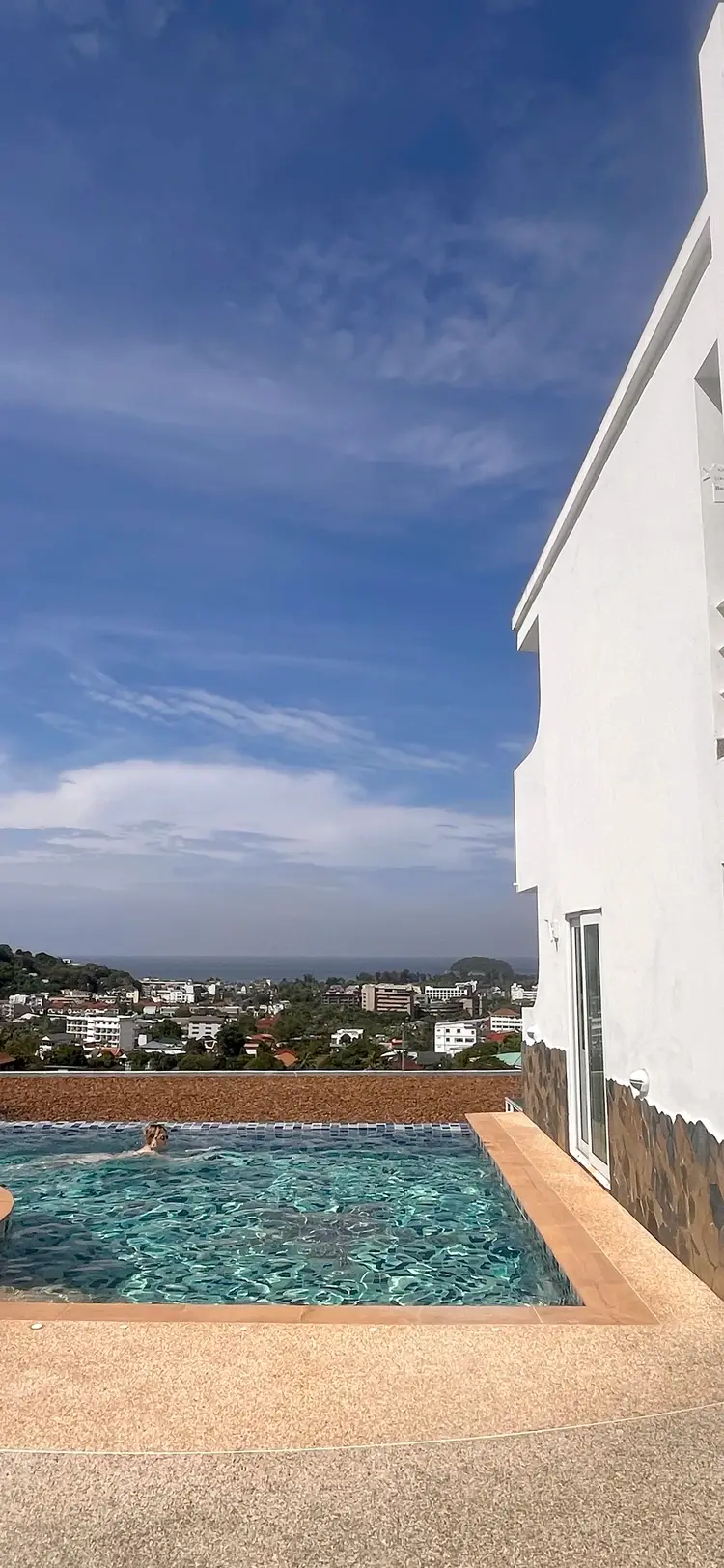 รูปภาพของ1BR Elegant Kata View Appartment 35m2