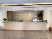 Thapae Place Hotel Отели рядом с достопримечательностью «Мост Наварат»