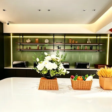FRUITHOTEL