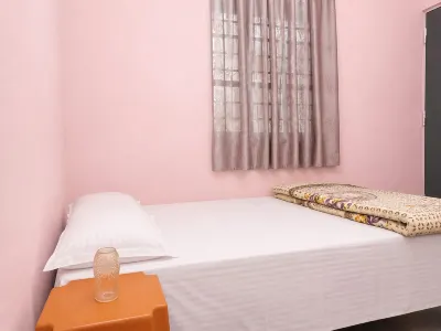 santosh lodge Hotel di 