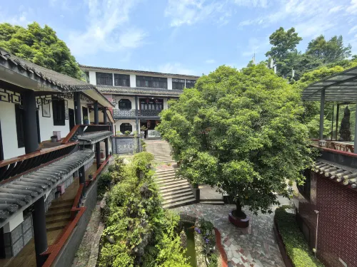 Heming Shanzhuang Yangyiju Hotel
