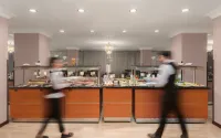 Ani Plaza Hotel - breakfast