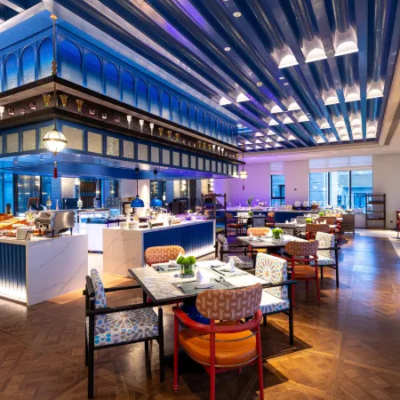 Hotel Indigo Sayram Lake