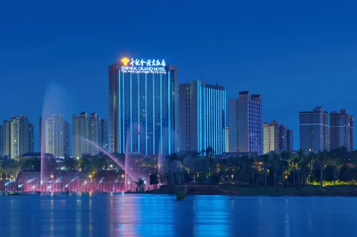 Empark Grand Hotel Xishuangbanna - Mountain view