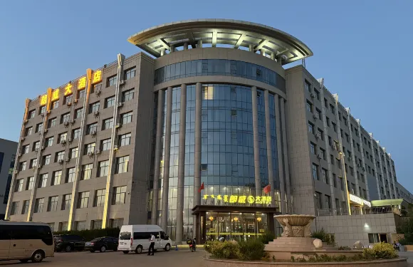 阿拉善左旗朗威大酒店（阿拉善盟博物館體育館店）