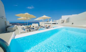 Pantelia Suites