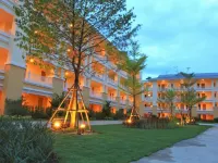Palette The One Residence Hotel - parking