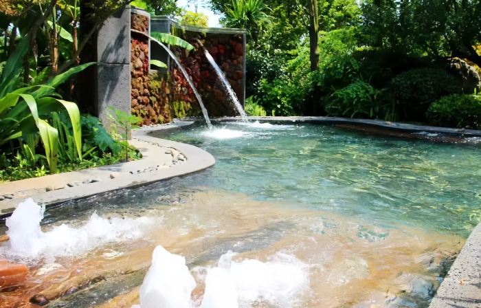 Hot Spring Valley Hotel